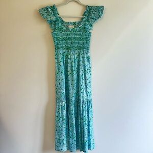 Tuckernuck hydrangea smocked nap dress - XXS